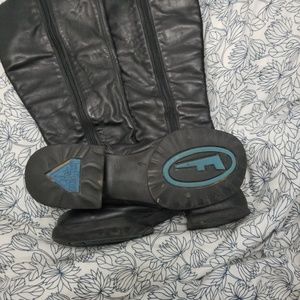 Classic Leather Fluevog Boots sz 7